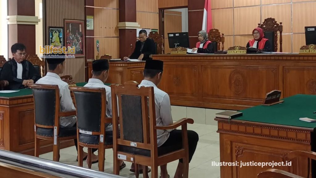 Apakah Benar Tiga Remaja Ini Membahayakan Negara?