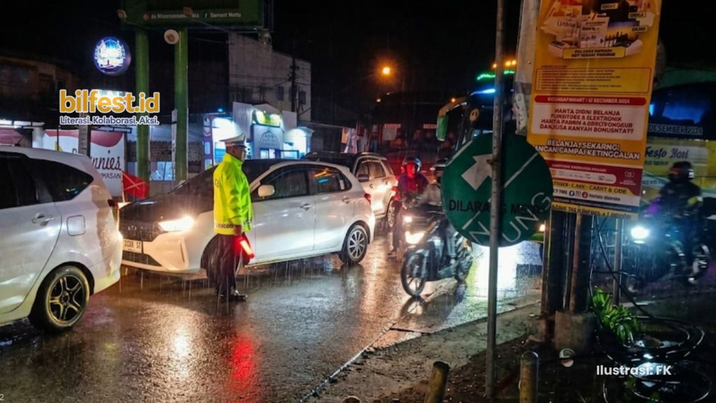 Arus Balik Memuncak, Polisi Terapkan Buka-Tutup di Simpang 3 Ajibarang Arah Jakarta