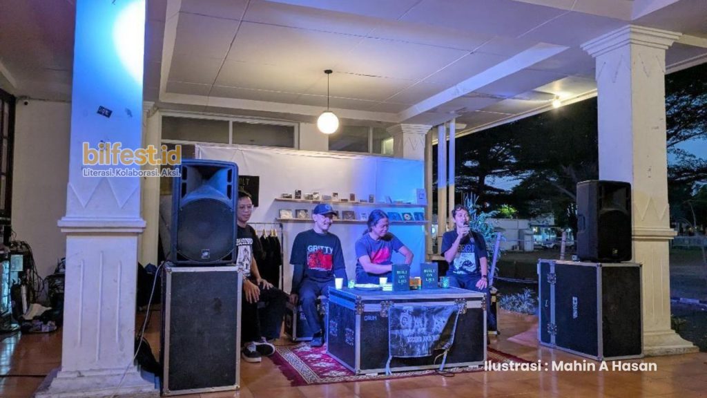 Bedah Buku Built On Lies: Sebuah Karya Sastra Yang Lahir Dari Sebuah Album Band KONN.